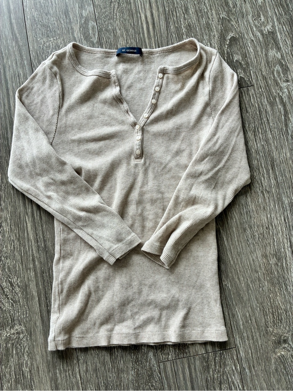 St.George Ribbed Henley Top in Light Taupe